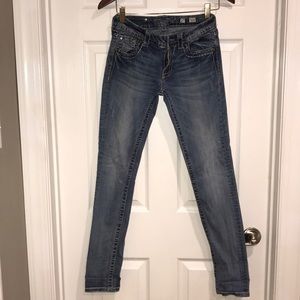 Miss Me skinny jeans size 27